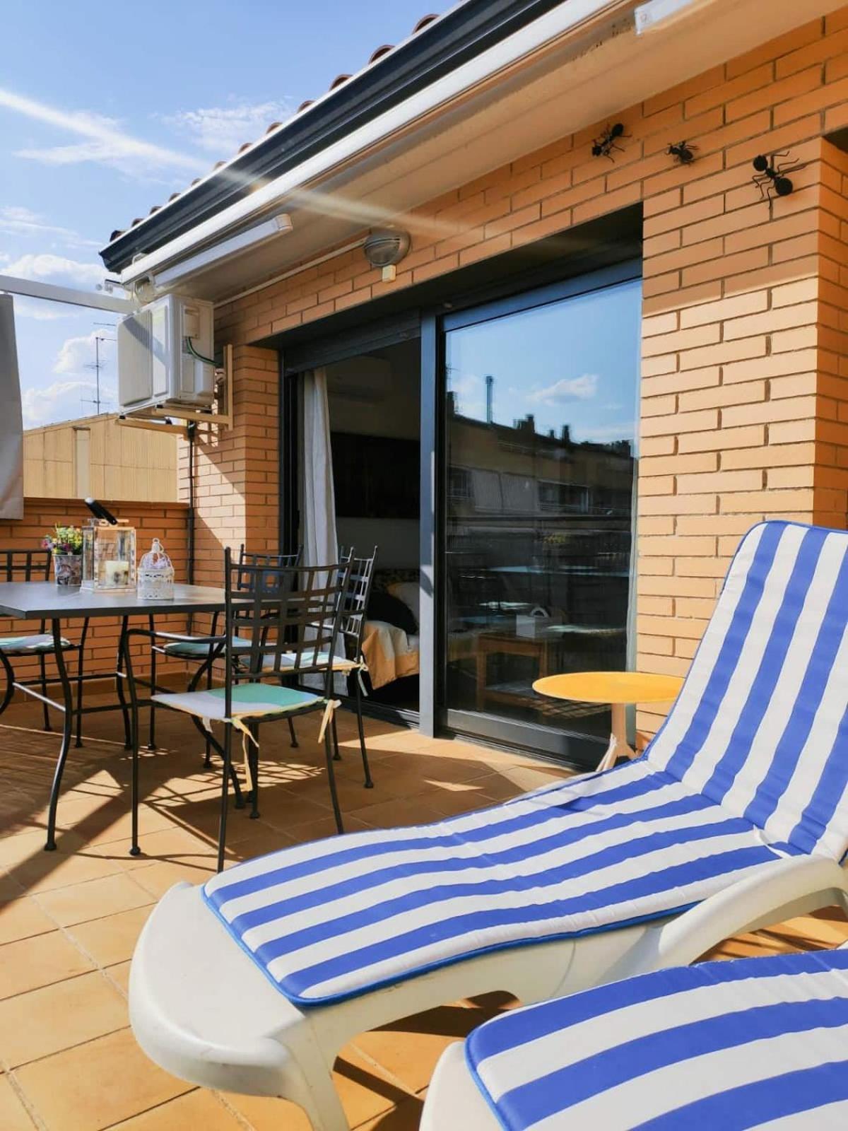 Appartement Acogedor Atico Duplex En Tremp Extérieur photo